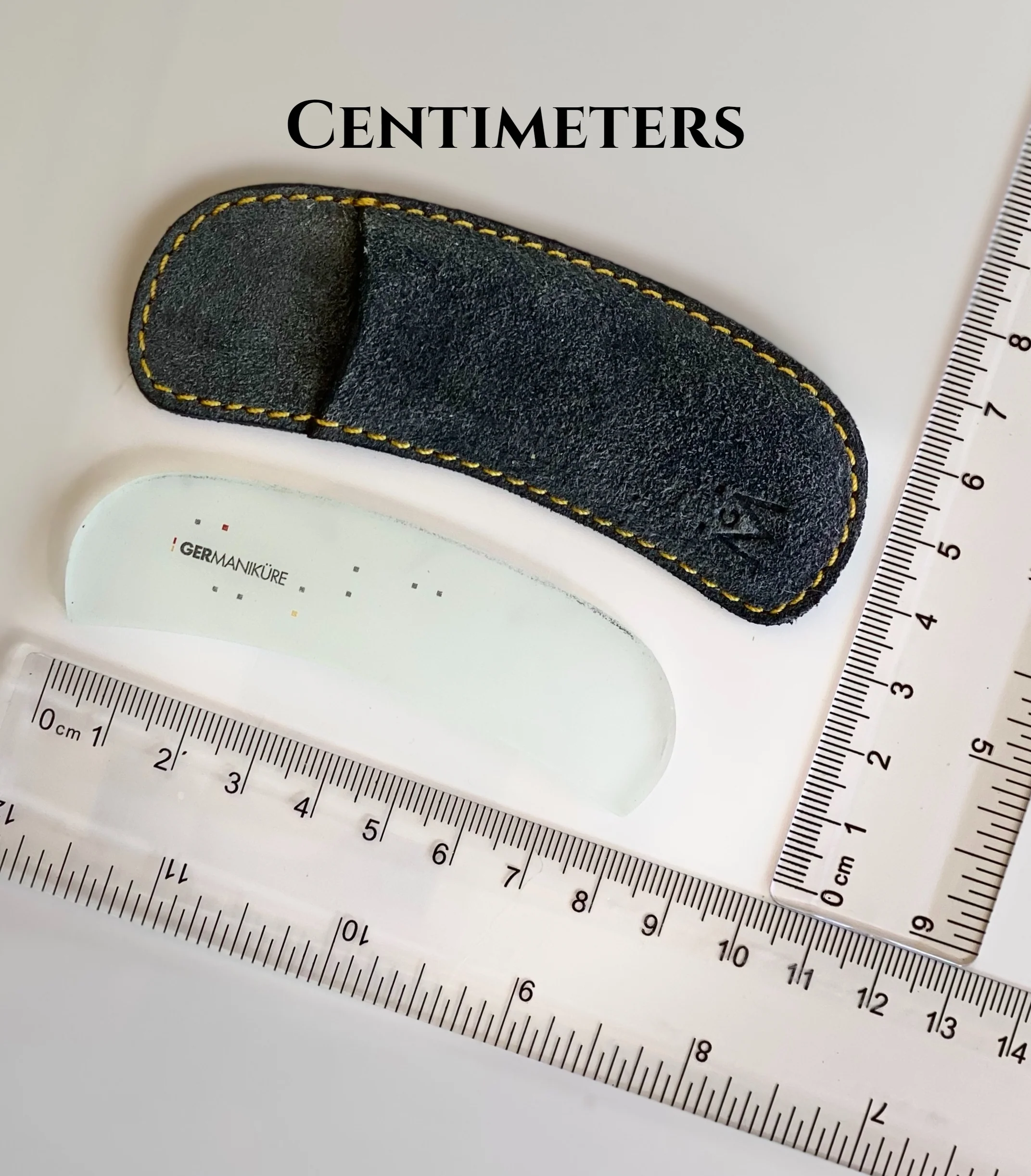 GERMANIKURE - Clear Glass Moon File and Leather Sleeve - Image 5